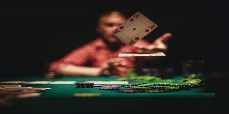 Mẹo chơi Poker thay đổi khoảng bài Tố đột ngột